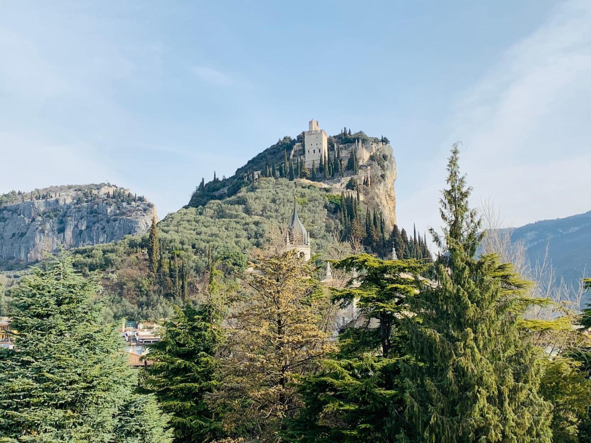 Attico61 Daire Arco Dış mekan fotoğraf